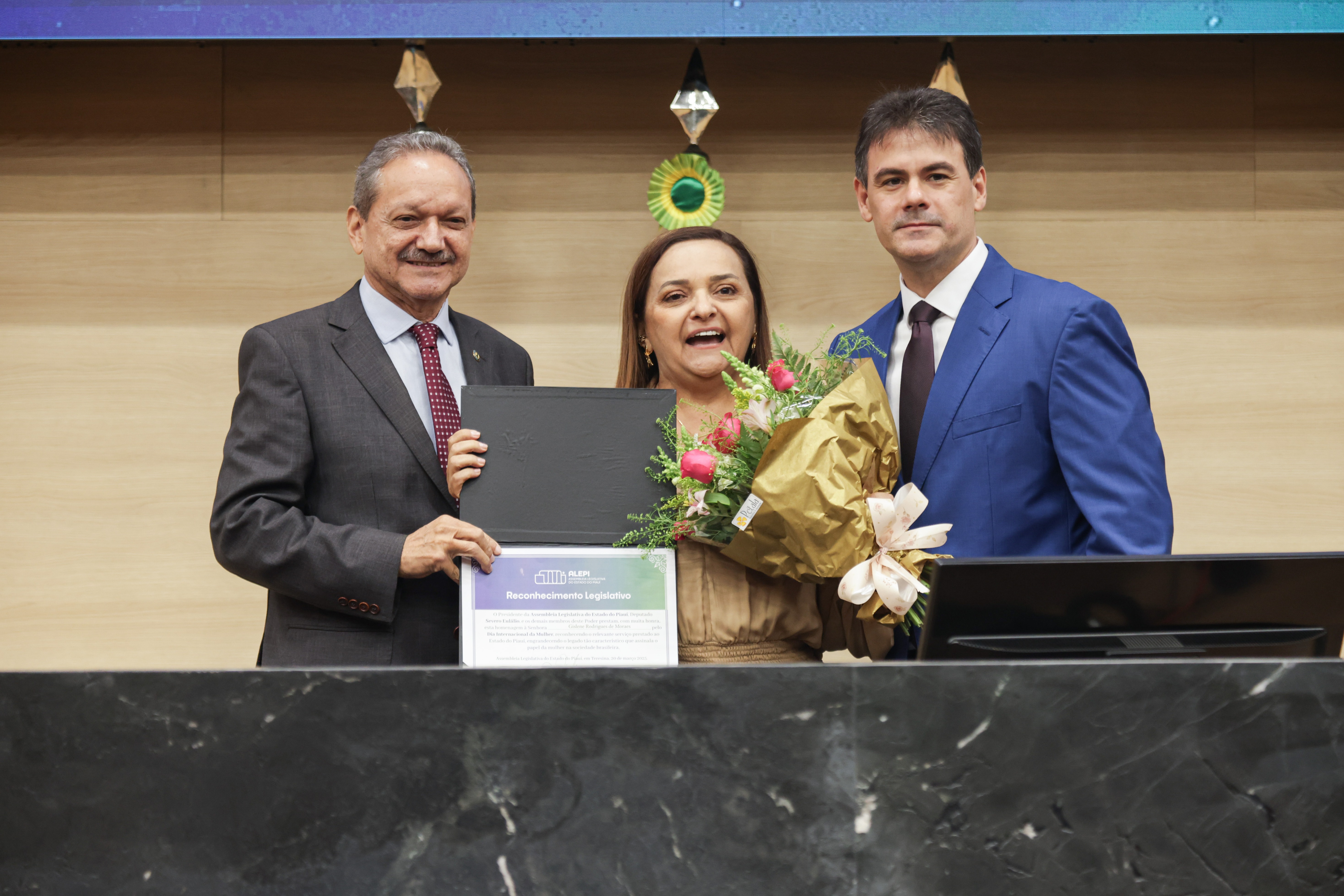 SESSÃO SOLENE ESPECIAL MÊS DAS MULHERES NA ALEPI (62).jpg