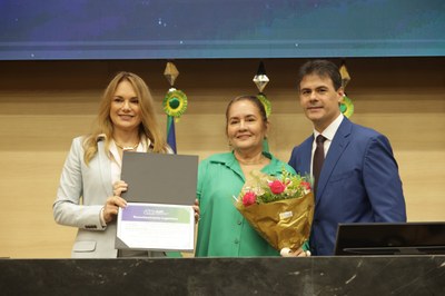 SESSÃO SOLENE ESPECIAL MÊS DAS MULHERES NA ALEPI (71).jpg