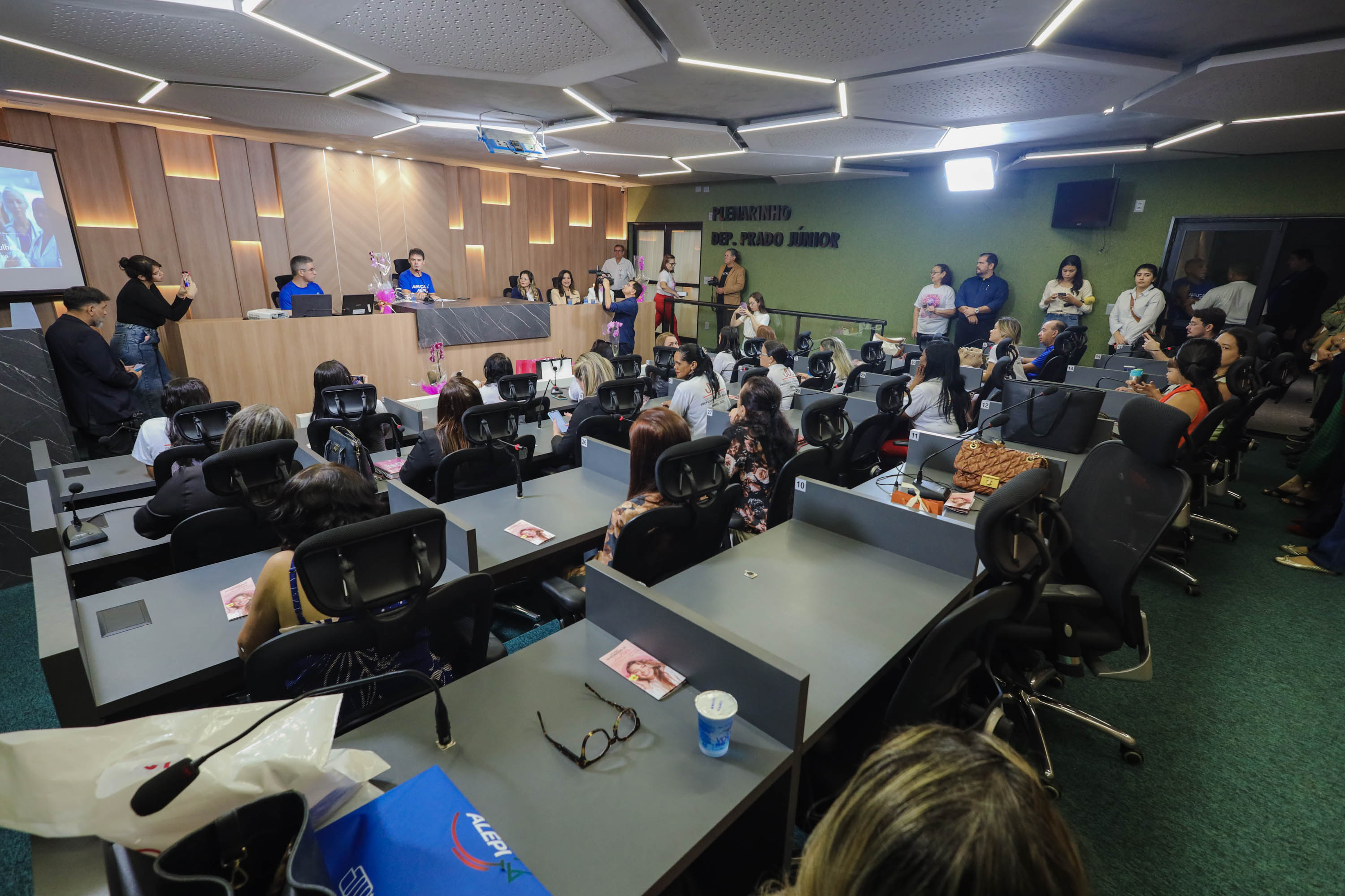 SERVIDORAS DA ALEPI PARTICIPAM DE ENCONTRO COM PALESTRAS EDUCATIVAS (5).jpg