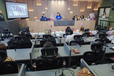 SERVIDORAS DA ALEPI PARTICIPAM DE ENCONTRO COM PALESTRAS EDUCATIVAS (6).jpg