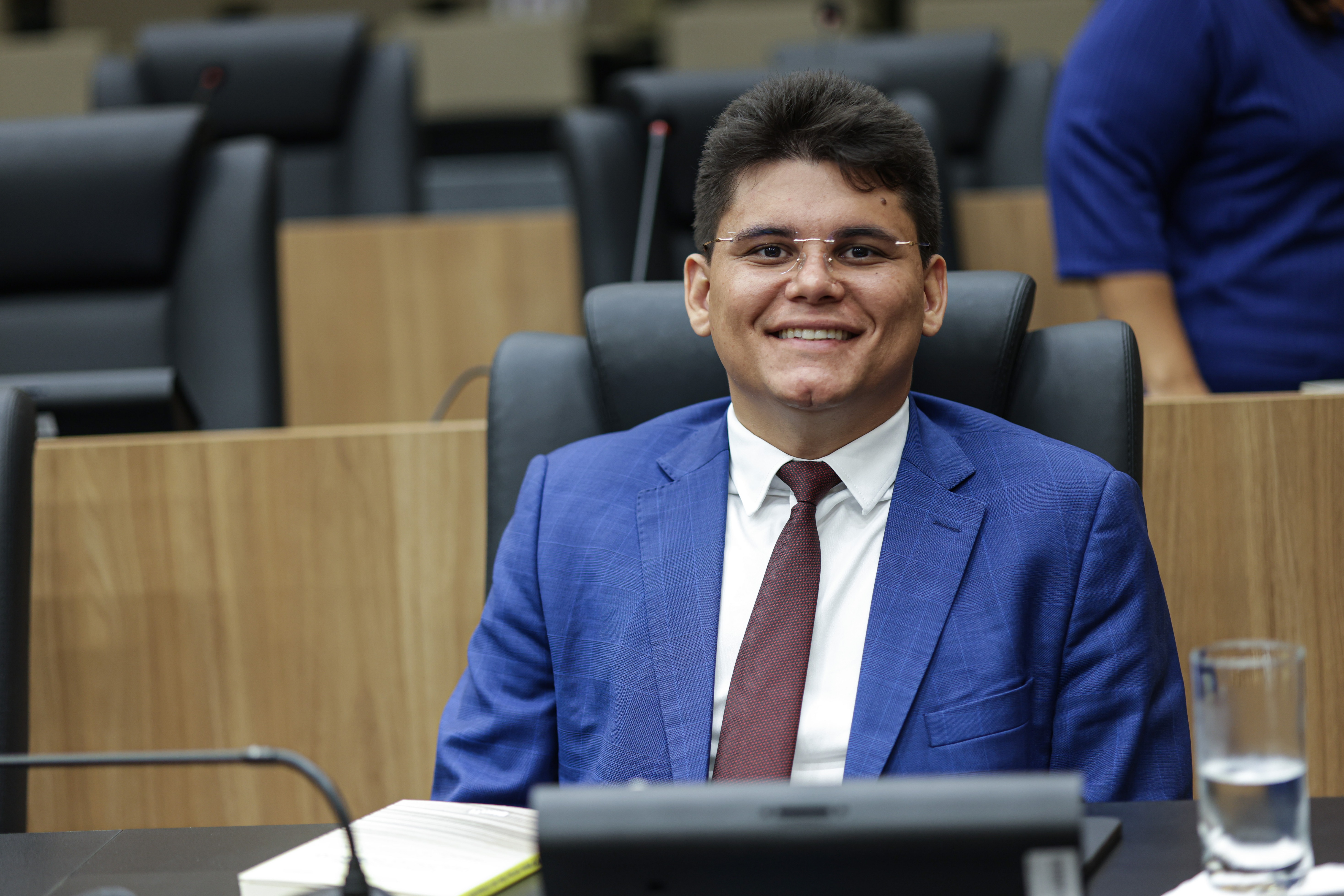 SESSÃO ORDINÁRIA DEPUTADO OLIVEIRA NETO.jpg