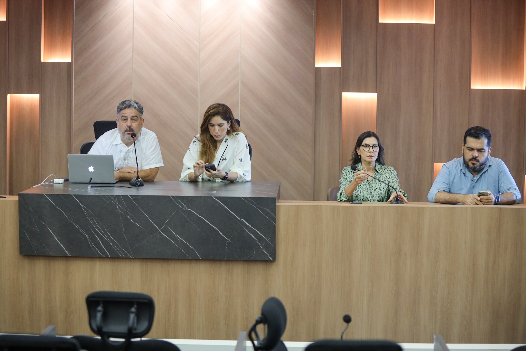 REUNIÃO COM ASSESSORES DE IMPRENSA DE DEPUTADOS NA ALEPI 31.03 (3).jpg