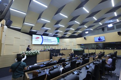 SESSÃO SOLENE EM HOMENAGEM AOS 30 ANOS DA CONVENÇÃO BATISTA NACIONAL DO PIAUÍ E TÍTULOS DE CIDADANIA (18).jpg