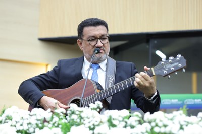SESSÃO SOLENE EM HOMENAGEM AOS 30 ANOS DA CONVENÇÃO BATISTA NACIONAL DO PIAUÍ E TÍTULOS DE CIDADANIA (31).jpg
