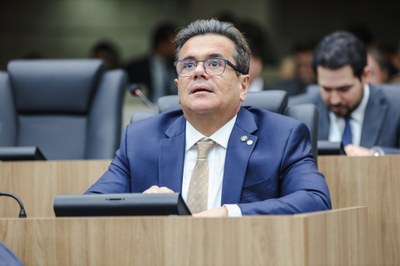 SESSÃO PLENÁRIA 04.11 (3) GIL CARLOS.jpg