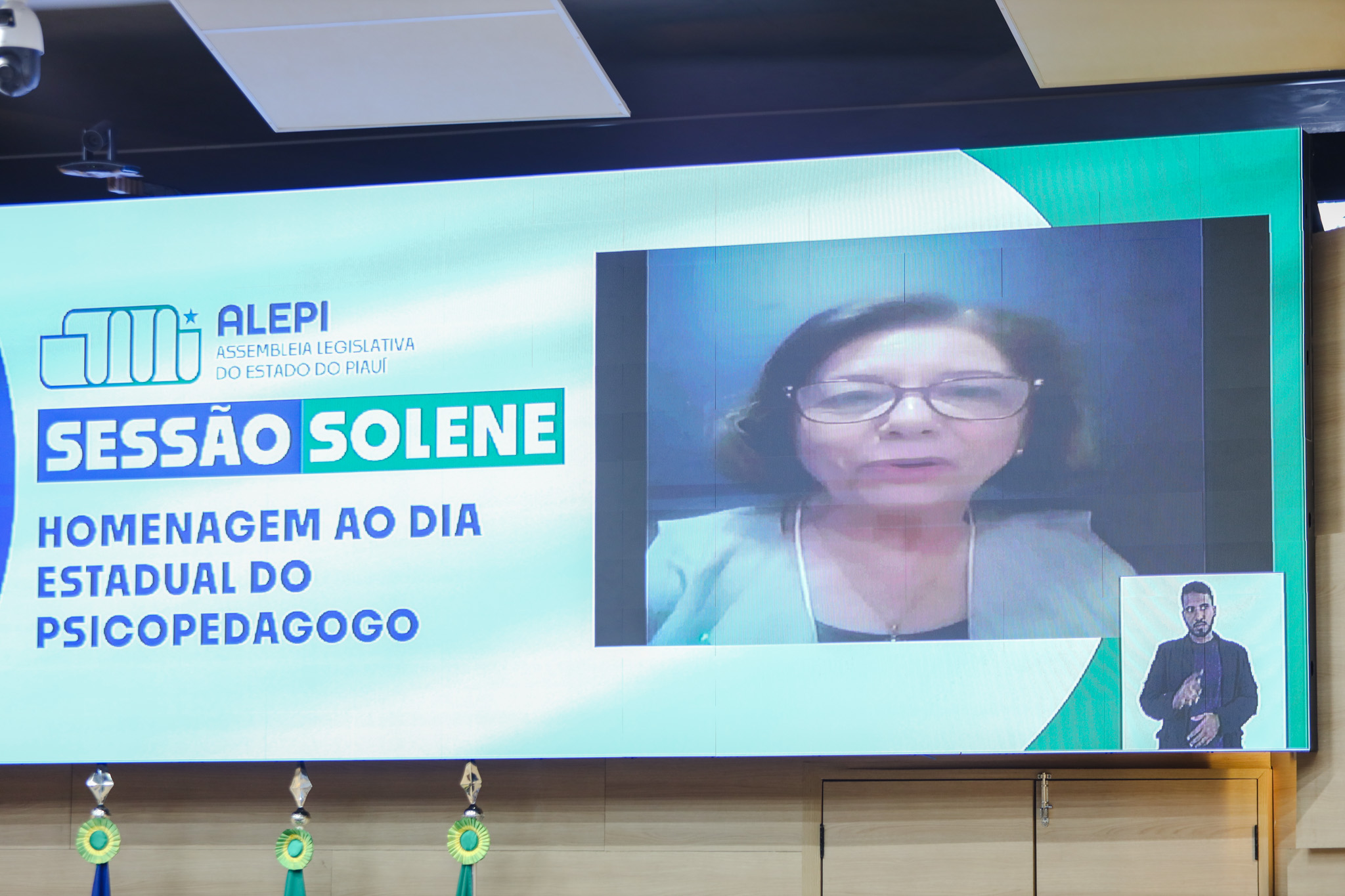SESSÃO SOLENE DE HOMENAGEM AO DIA DO PSICOPEDAGOGO (14).jpg