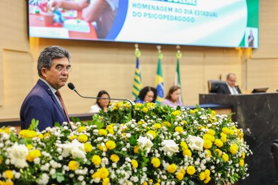 SESSÃO SOLENE DE HOMENAGEM AO DIA DO PSICOPEDAGOGO (5).jpg