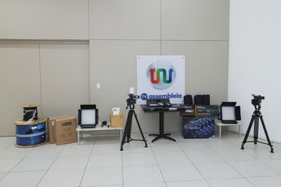 ENTREGA DOS NOVOS EQUIPAMENTOS DA TV ASSEMBLÉIA - FOTOS REGIS FALCÃO ASCOM ALEPI (21).jpg