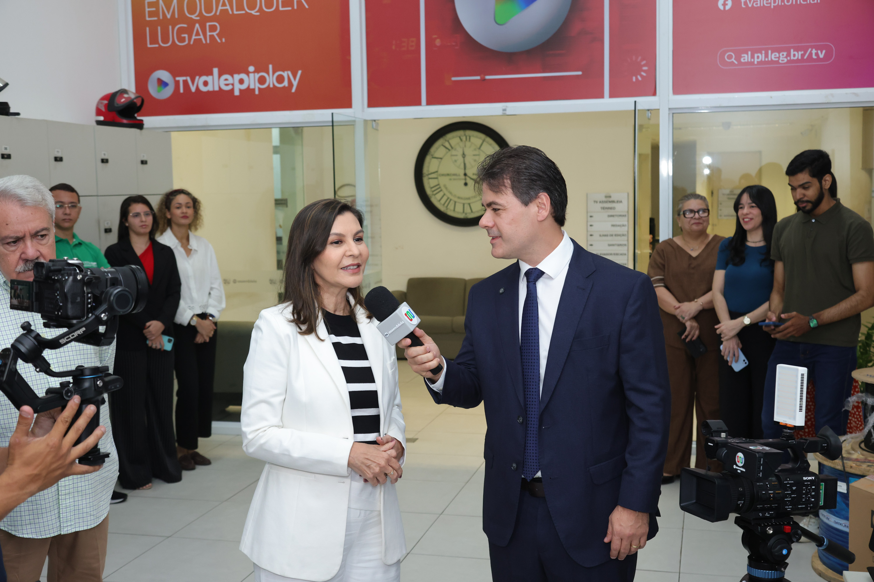 ENTREGA DOS NOVOS EQUIPAMENTOS DA TV ASSEMBLÉIA - FOTOS REGIS FALCÃO ASCOM ALEPI (7).jpg