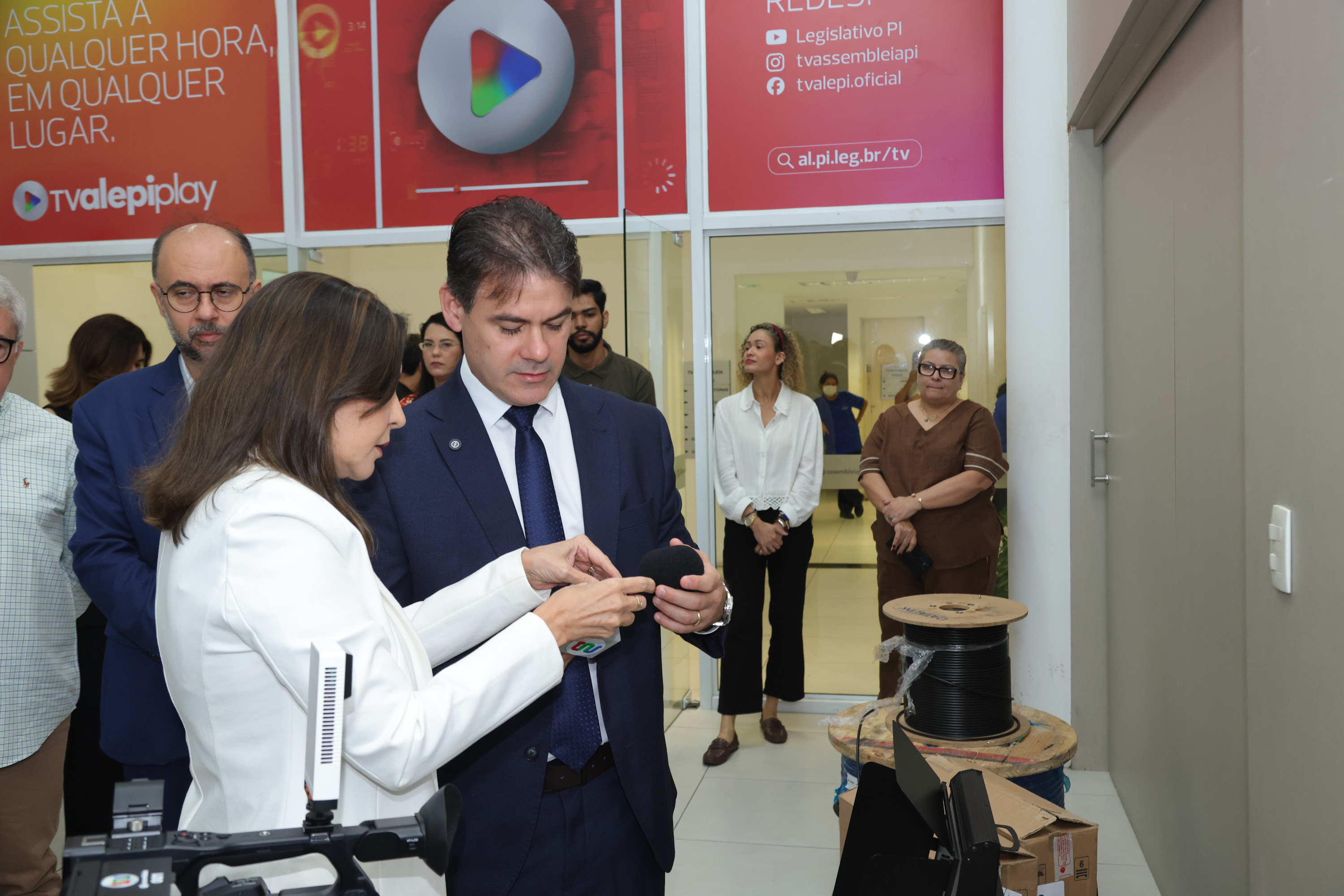 ENTREGA DOS NOVOS EQUIPAMENTOS DA TV ASSEMBLÉIA - FOTOS REGIS FALCÃO ASCOM ALEPI (9).jpg