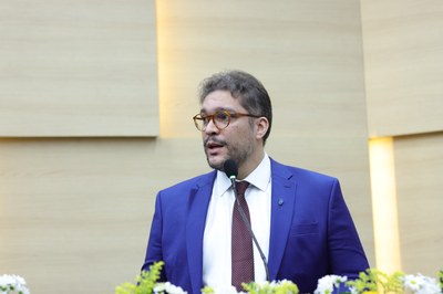 SESSÃO SOLENE TÍTULO DE CIDADANIA AO SR DIRCEU HAMILTON CORDEIRO CAMPELO - FOTOS REGIS FALCÃO ASCOM ALEPI (25).jpg