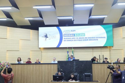  SESSÃO SOLENE PELOS 40 ANOS DA ESCOLA ESRADUAL DE DANÇA LENIR ARGENTO - FOTOS REGIS FALCÃO ASCOM ALEPI (5).jpg