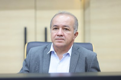 SESSÃO SOLENE TÍTULO DE CIDADANIA À REJANE TAVARES DA SILVA E À  ANA BEATRIZ MARTINS DOS SANTOS SERRAINE (10).jpg