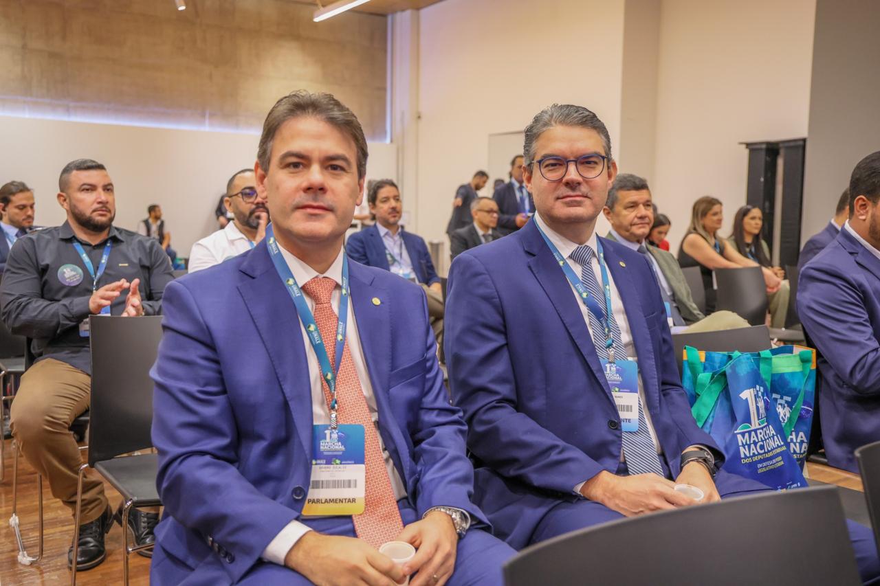 DE SEVERO EULÁLIO NA PRIMEIRA MACHA DOS DEPUTADOS (1).jpeg