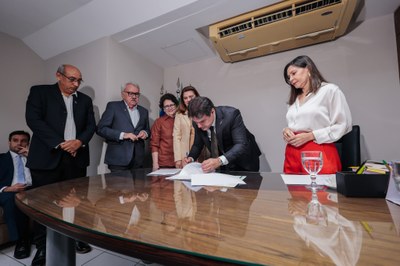 ASSINATURA CONVÊNIO UFPI E TV ALEPI (8).jpg