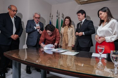 ASSINATURA CONVÊNIO UFPI E TV ALEPI (9).jpg