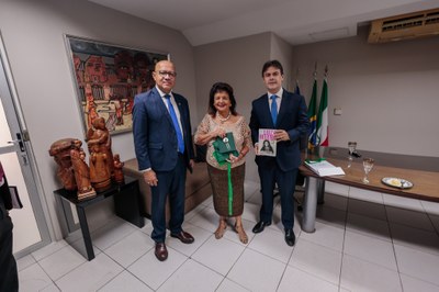 TÍTULO DE CIDADANIA PIAUÍENSE A SRA LUÍSA TRAJANTO - FOTOS THIAGO AMARAL (1).jpg