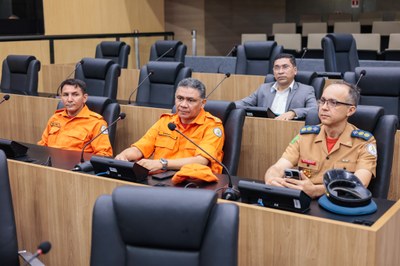 AUDIÊNCIA PÚBLICA PARA TRATAR DAS QUEIMADAS NO PIAUÍ (4).jpg