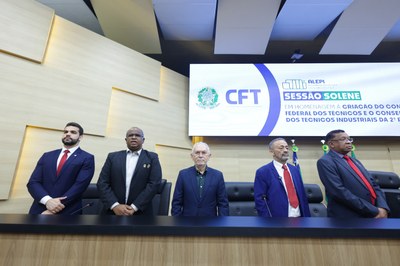 SESSÃO SOLENE  PELA CRIAÇÃO DO CONSELHO FEDERAL DOS TÉCNICOS E CONSELHO REGIONAL DOS TÉCNICOS INDUSTRIAIS DA 2A REGIÃO (13).jpg