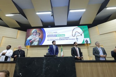 SESSÃO SOLENE PELO DIA ESTADUAL DO TERÇO DOS HOMENS MÃE RAINHA (2).jpg