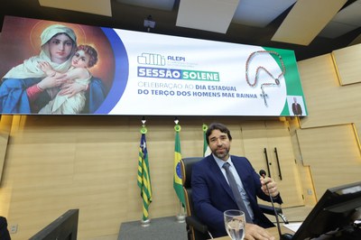 SESSÃO SOLENE PELO DIA ESTADUAL DO TERÇO DOS HOMENS MÃE RAINHA (7).jpg