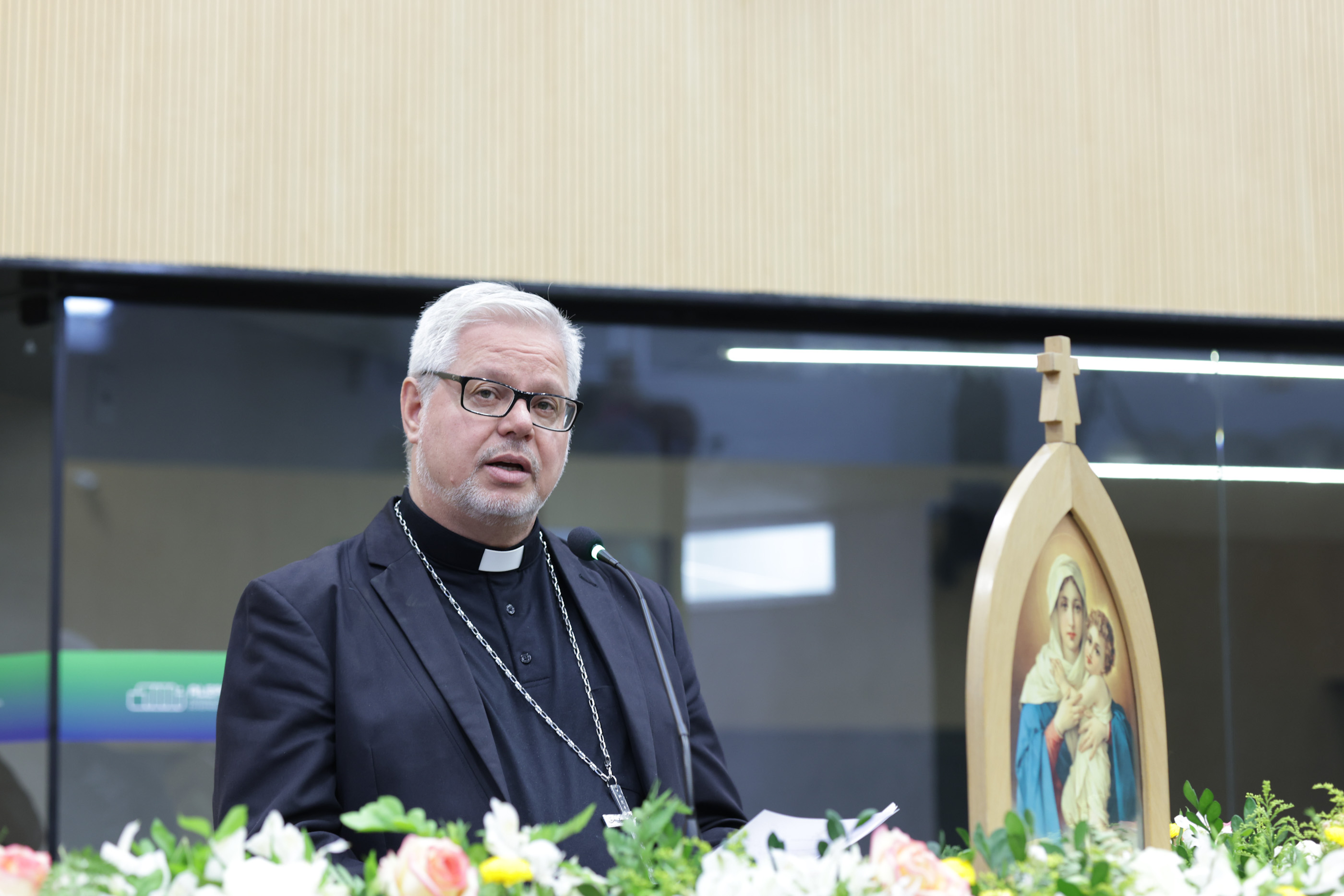 SESSÃO SOLENE PELO DIA ESTADUAL DO TERÇO DOS HOMENS MÃE RAINHA (9).jpg