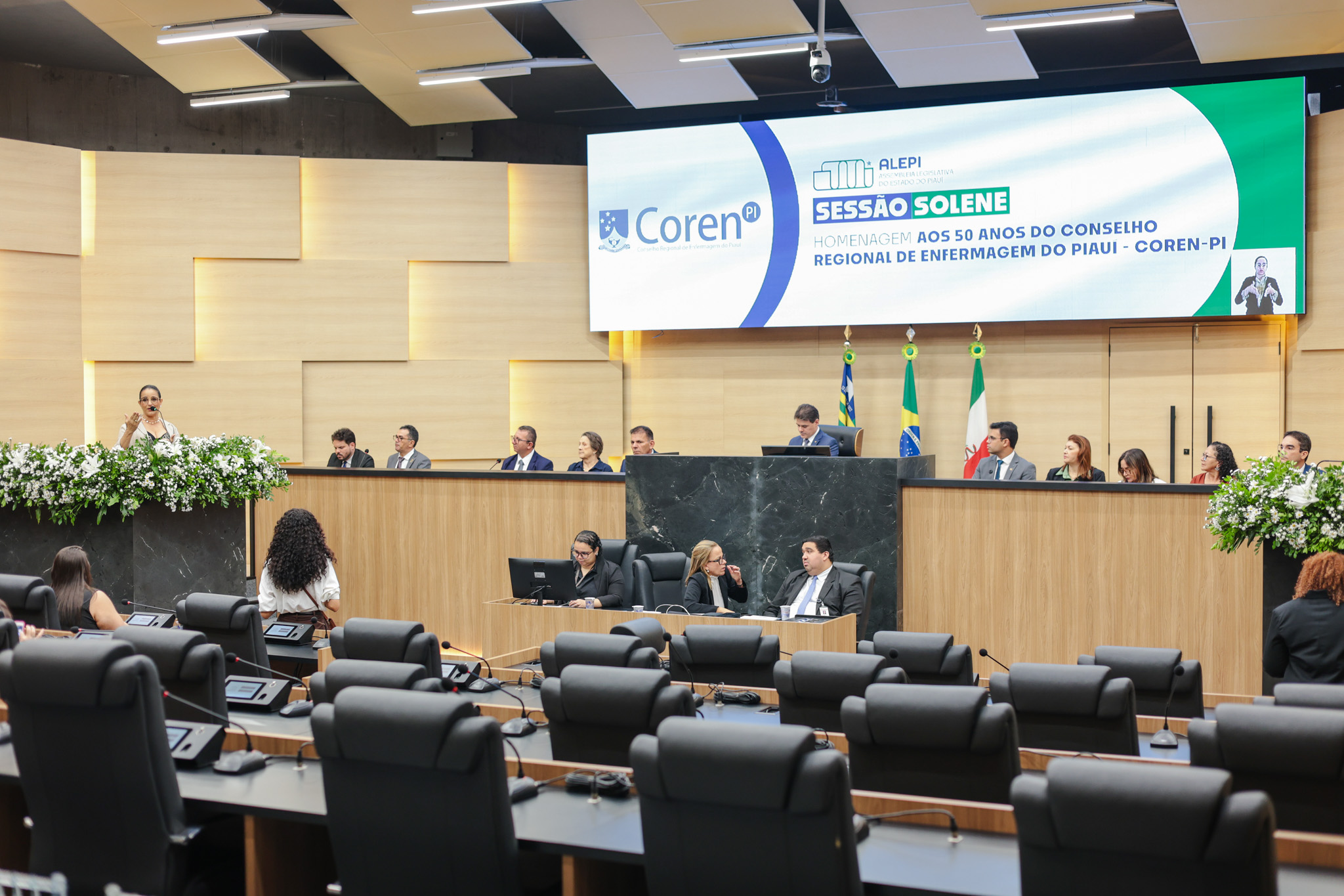 SESSÃO SOLENE 50 ANOS DO COREN (21).jpg