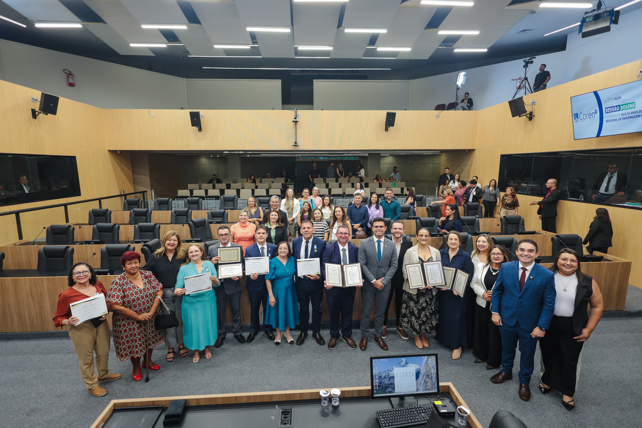 SESSÃO SOLENE 50 ANOS DO COREN (33).jpg
