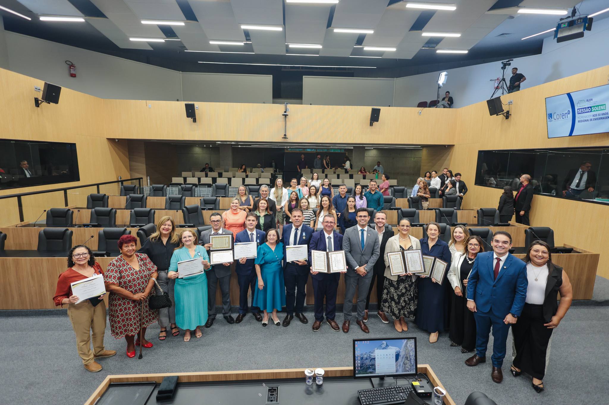 SESSÃO SOLENE 50 ANOS DO COREN (34).jpg