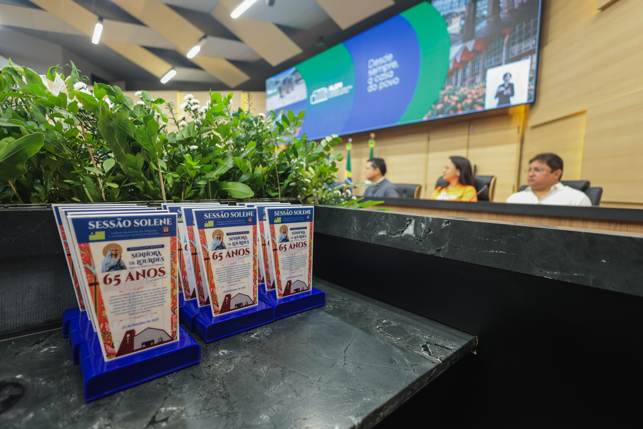 SESSÃO SOLENE DOS DOS 25 ANOS DA PAROQUIA DE LURDES (16).jpg