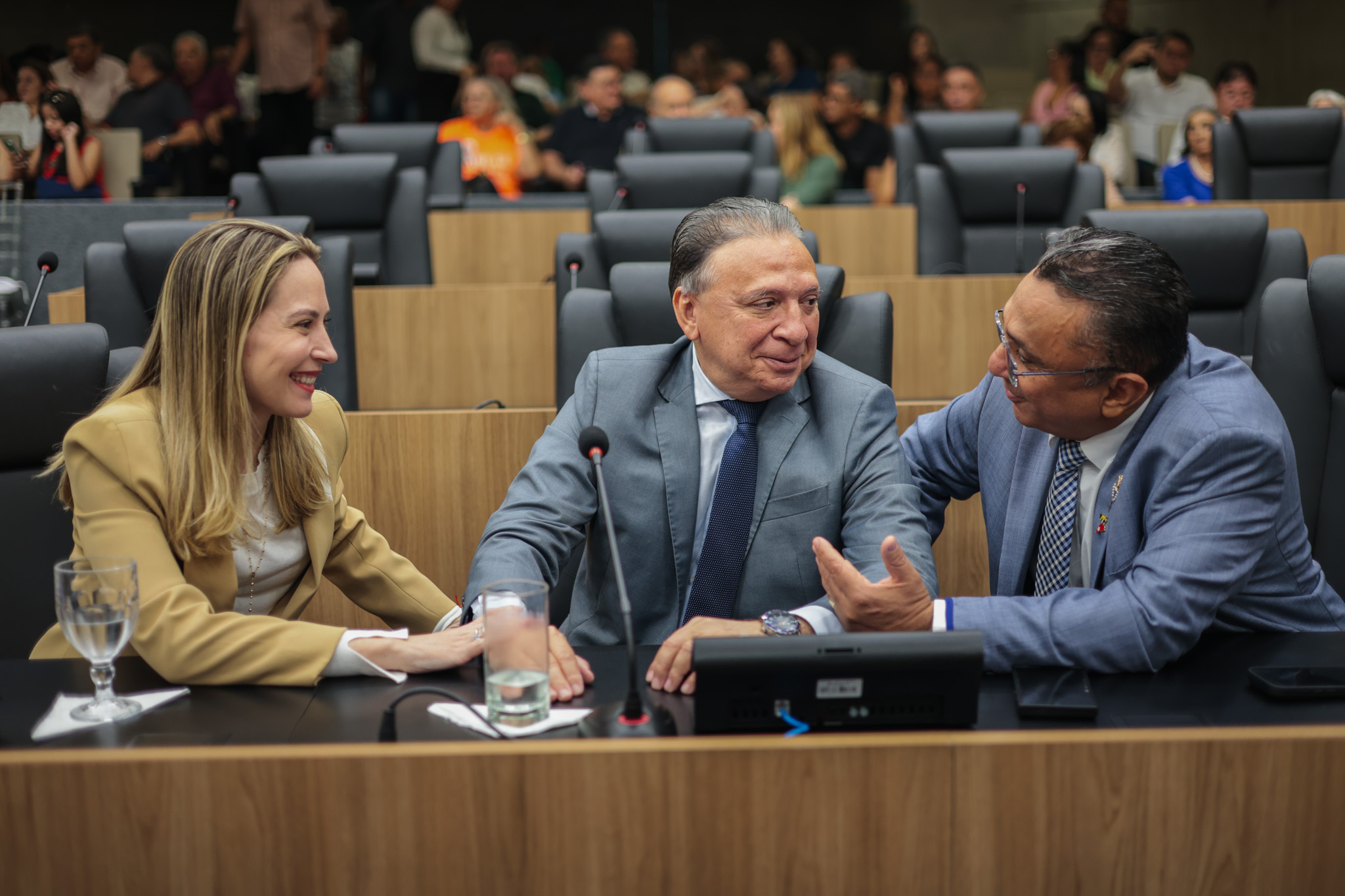 SESSÃO SOLENE DOS DOS 25 ANOS DA PAROQUIA DE LURDES (2).jpg