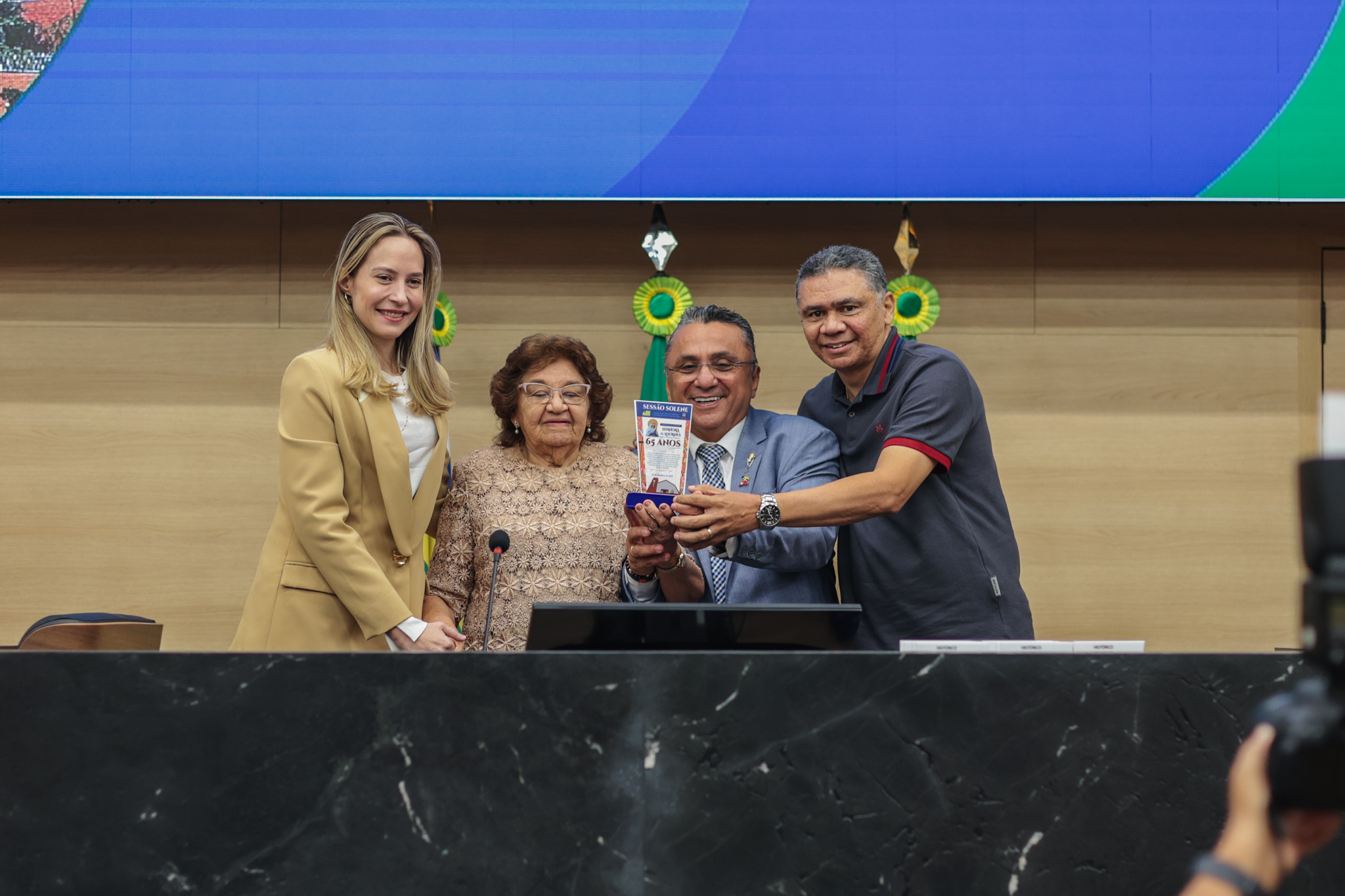 SESSÃO SOLENE DOS DOS 25 ANOS DA PAROQUIA DE LURDES (25).jpg