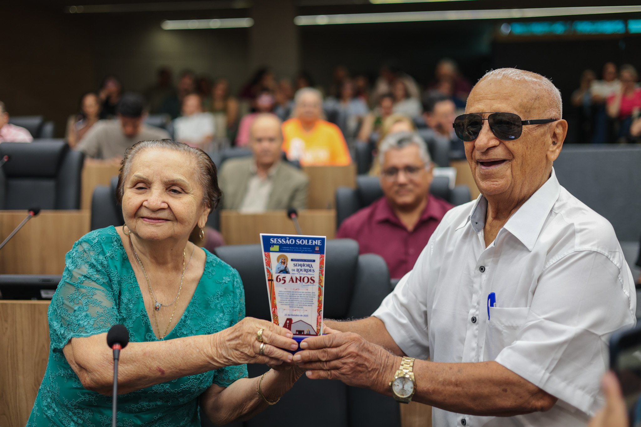 SESSÃO SOLENE DOS DOS 25 ANOS DA PAROQUIA DE LURDES (30).jpg