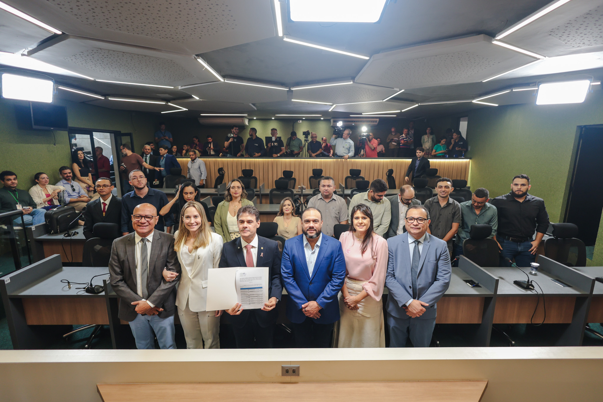 NOMEAÇÃO DOS CONCURSADOS DA ALEPI (11).jpg