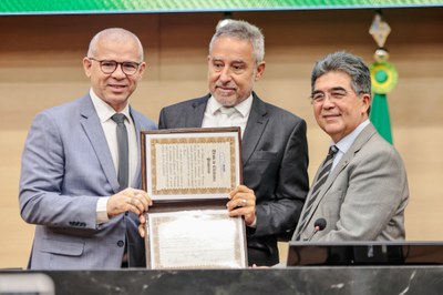 TÍTULO DE CIDADANIA PIAUÍENSE AOS EMPRESÁRIOS JADER DE OLIVEIRA, ALUÍZIO ALFREDO E THALYSON FERNANDES (5).jpg