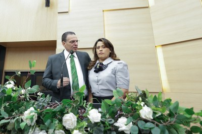 SESSÃO SOLENE PELO DIA DO OBREIRO UNIVERSAL E TÍTULO DE CIDADANIA AO BISPO HENRIQUE COSTA FABRÍCIO (39).jpg