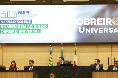 SESSÃO SOLENE PELO DIA DO OBREIRO UNIVERSAL E TÍTULO DE CIDADANIA AO BISPO HENRIQUE COSTA FABRÍCIO (48).jpg
