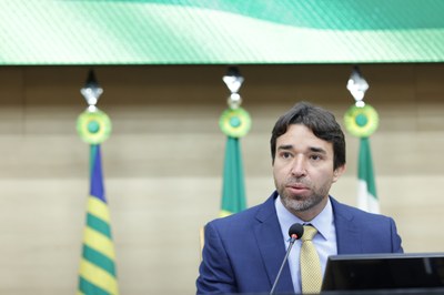 SESSÃO SOLENE TÍTULO DE CIDADANIA AO SR ANTÔNIO LEANDRO DA SILVA (10).jpg