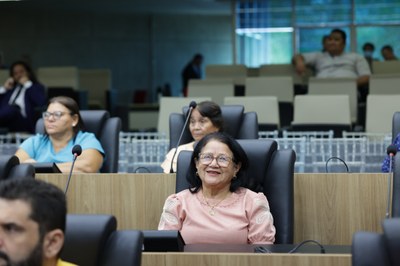 SESSÃO SOLENE TÍTULO DE CIDADANIA AO SR ANTÔNIO LEANDRO DA SILVA (16).jpg