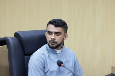 SESSÃO SOLENE TÍTULO DE CIDADANIA AO SR ANTÔNIO LEANDRO DA SILVA (17).jpg