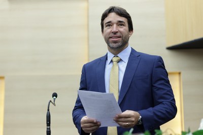 SESSÃO SOLENE TÍTULO DE CIDADANIA AO SR ANTÔNIO LEANDRO DA SILVA (23).jpg