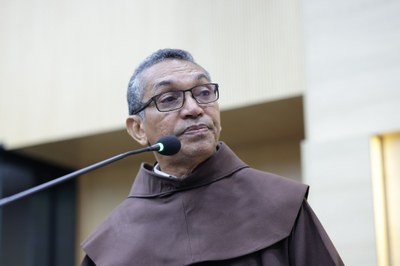 SESSÃO SOLENE TÍTULO DE CIDADANIA AO SR ANTÔNIO LEANDRO DA SILVA (3).jpg