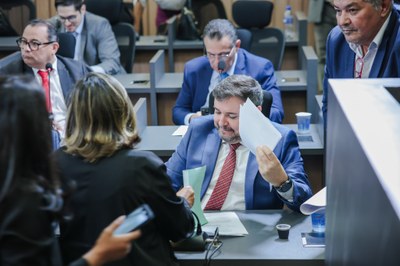 COMISSÃO DE CONSTITUIÇÃO E JUSTIÇA (3).jpg