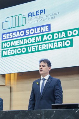 SESSÃO SOLENE DIA DO MÉDICO VETERINÁRIO (7).jpg