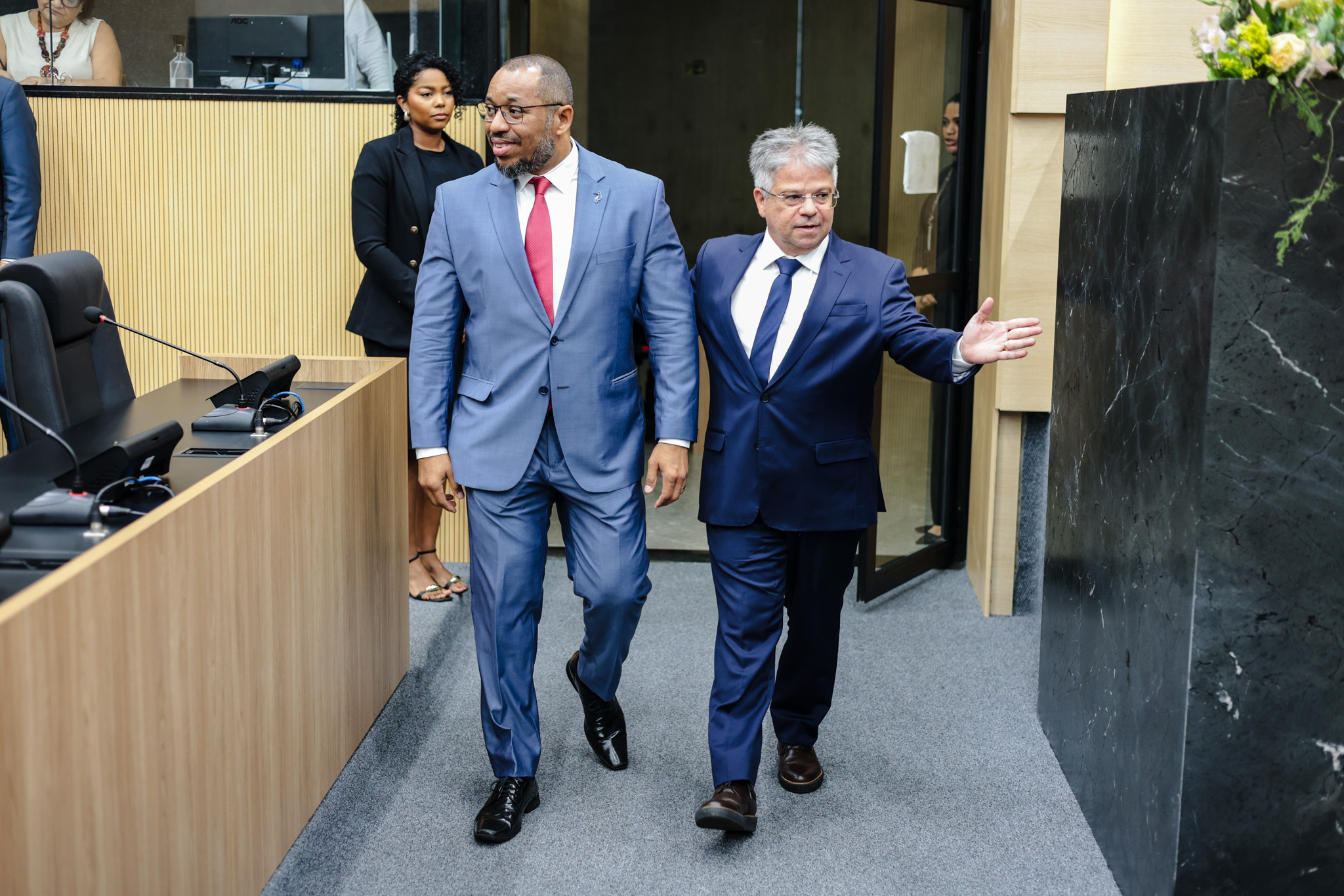 TITULO DE CIDADANIA PIAUIENSE AO DR ASSOEIRO (1).jpg