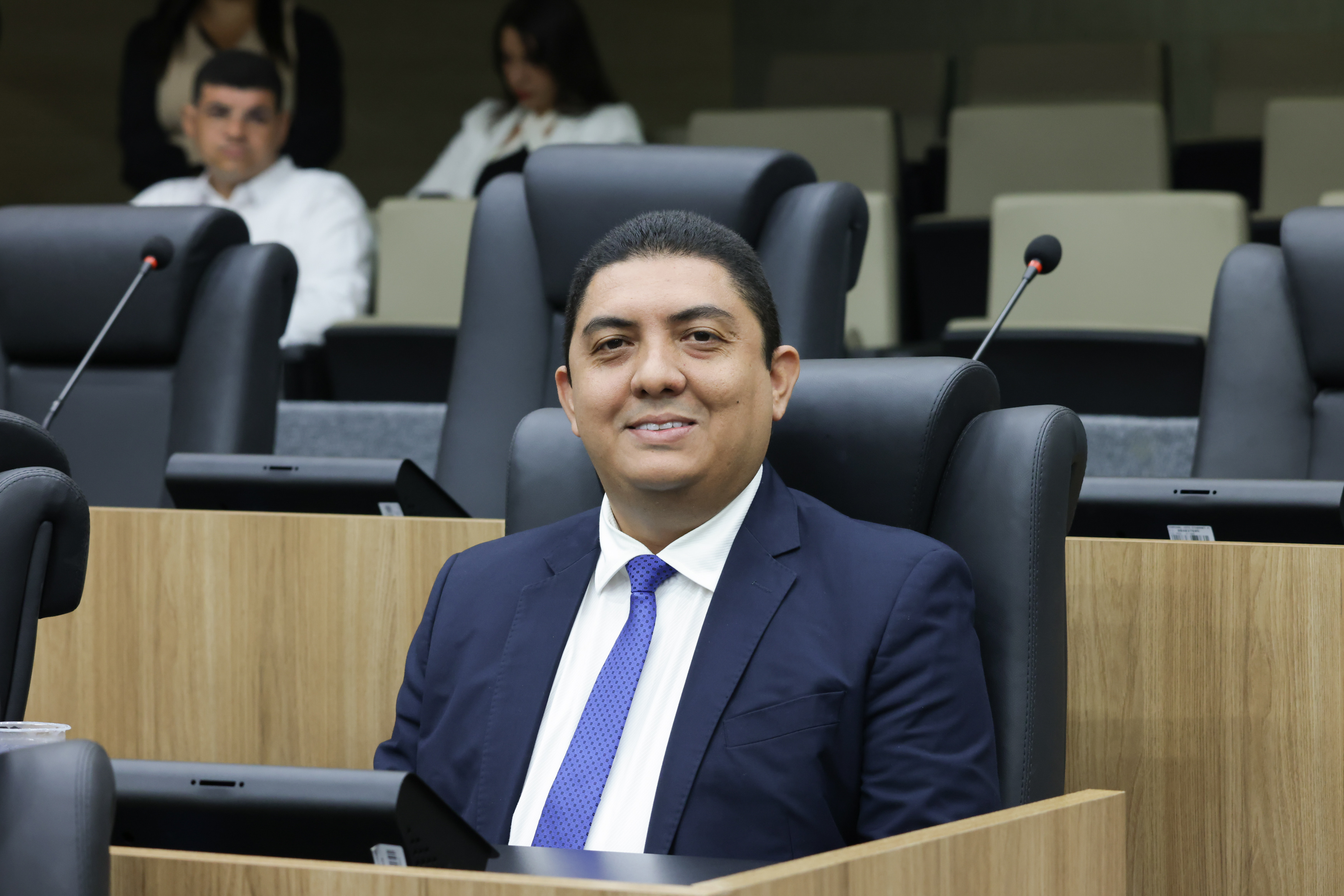 SESSÃO SOLENE TÍTULO DE CIDADANIA AO MINISTRO DO TCU JOÃO AUGUSTO RIBEIRO NARDES (18).jpg