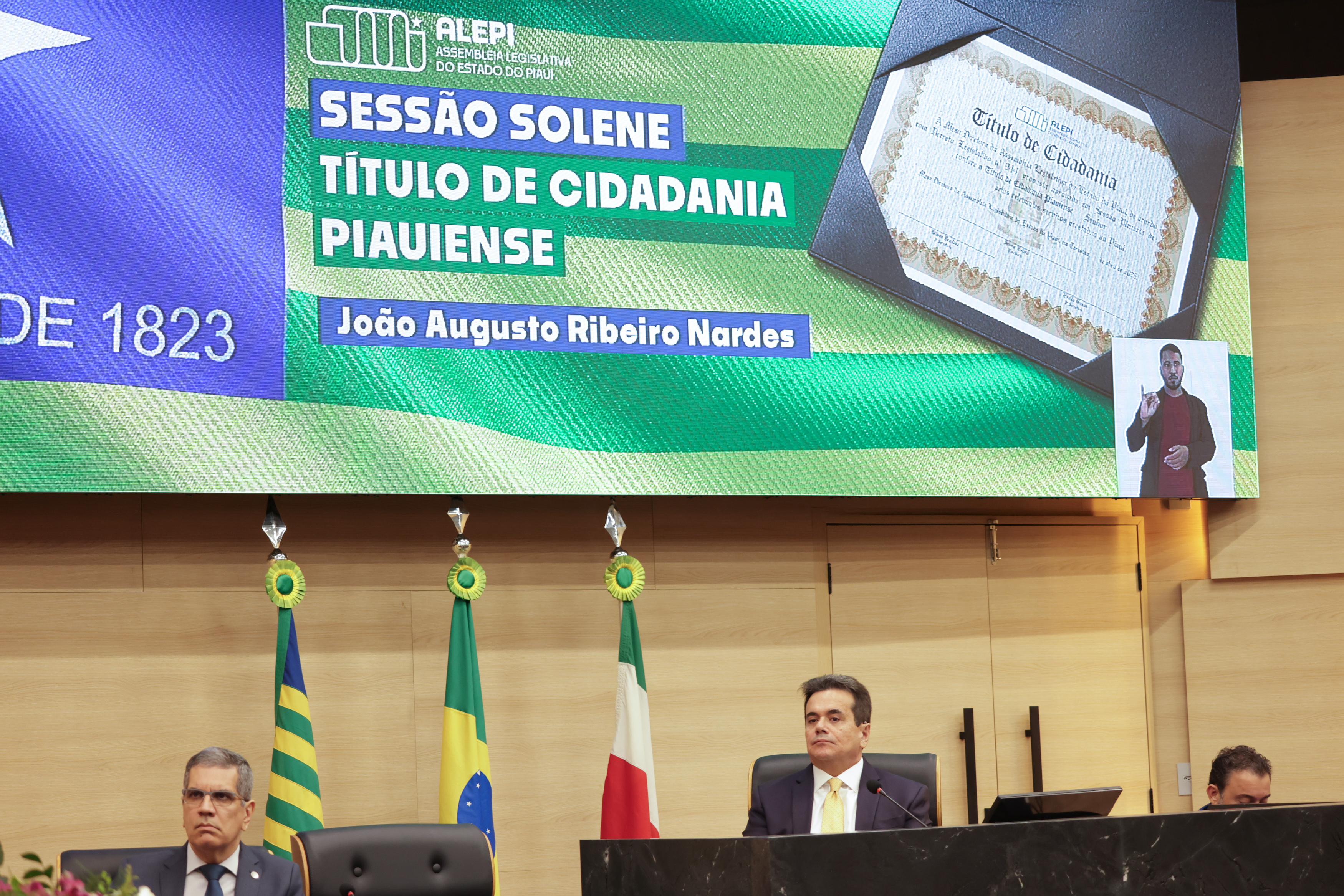 SESSÃO SOLENE TÍTULO DE CIDADANIA AO MINISTRO DO TCU JOÃO AUGUSTO RIBEIRO NARDES (35).jpg