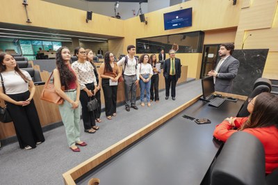 VISITA ALUNOS DE DIREITO DA UESPI (4).jpg