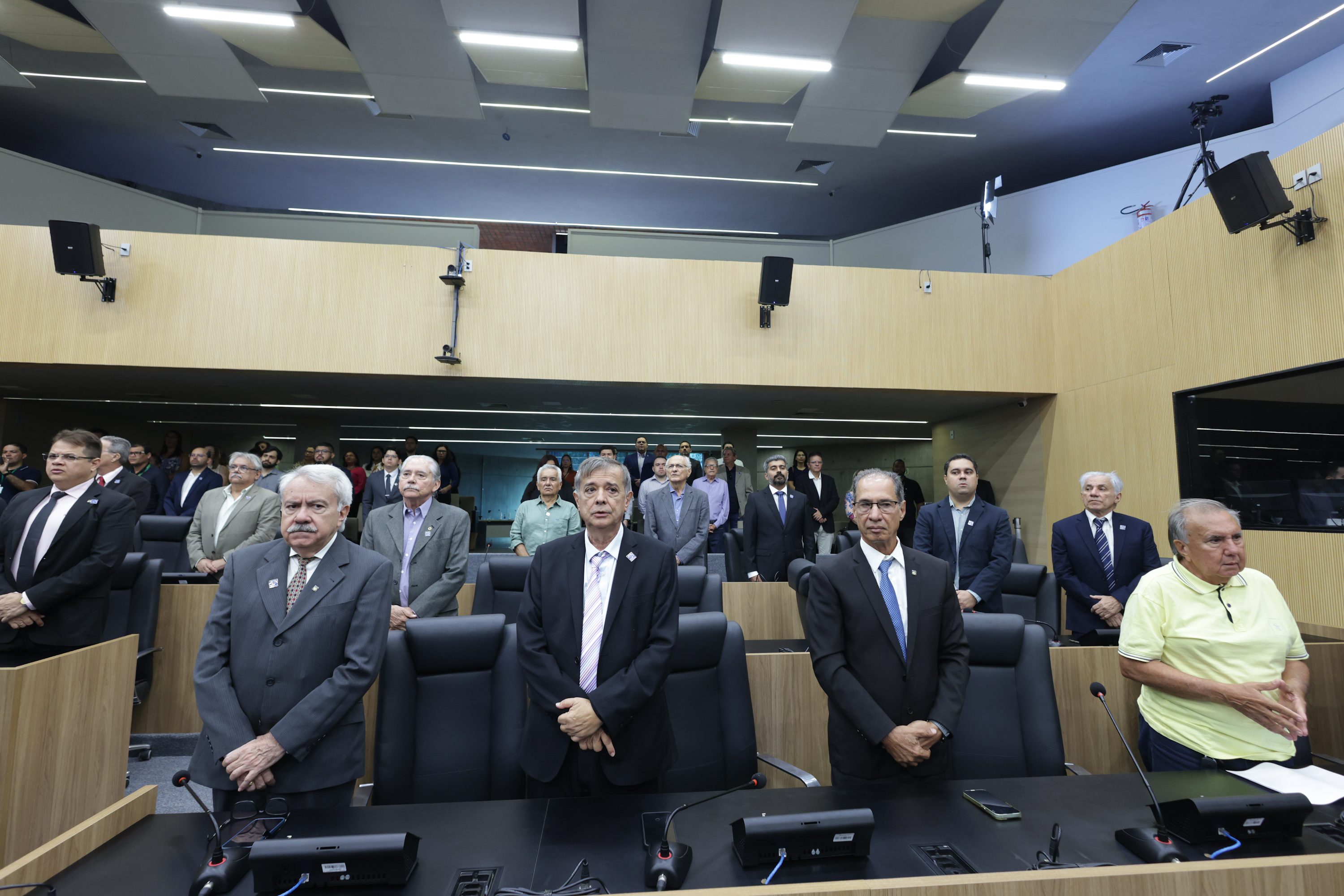 SESSÃO SOLENE HOMENAGEM AO JUBILEU DE OURO DO CREA PI (1).jpg