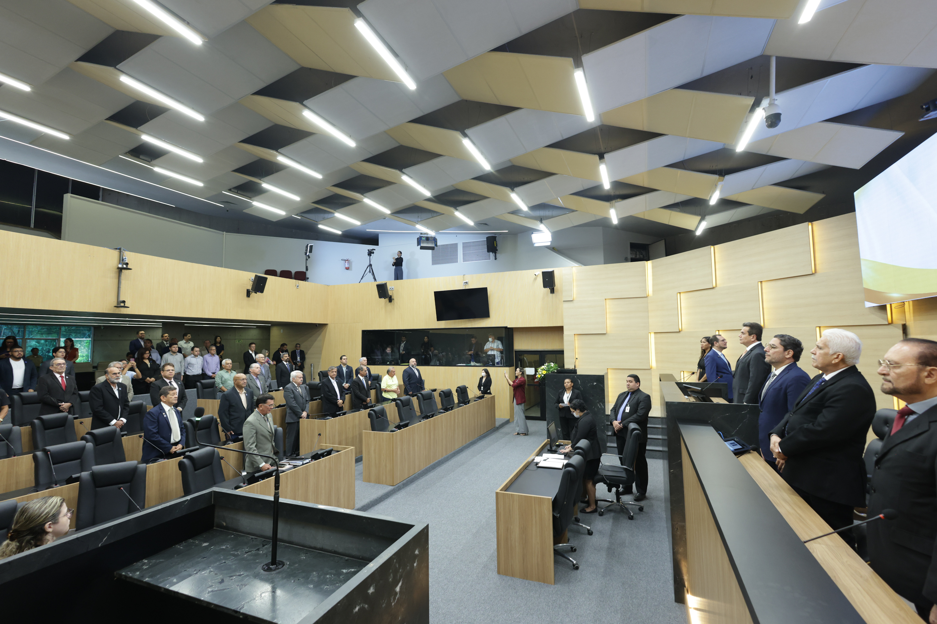 SESSÃO SOLENE HOMENAGEM AO JUBILEU DE OURO DO CREA PI (3).jpg